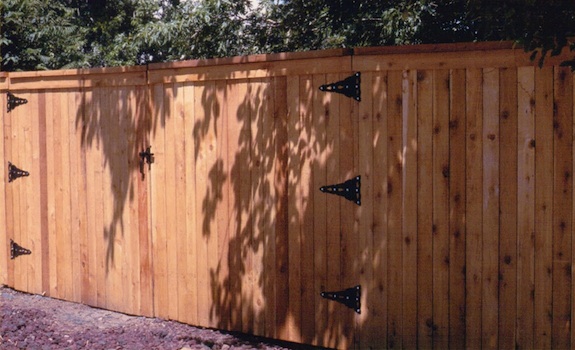 Cedar Double-Drive Gate with Cap and Fascia slider